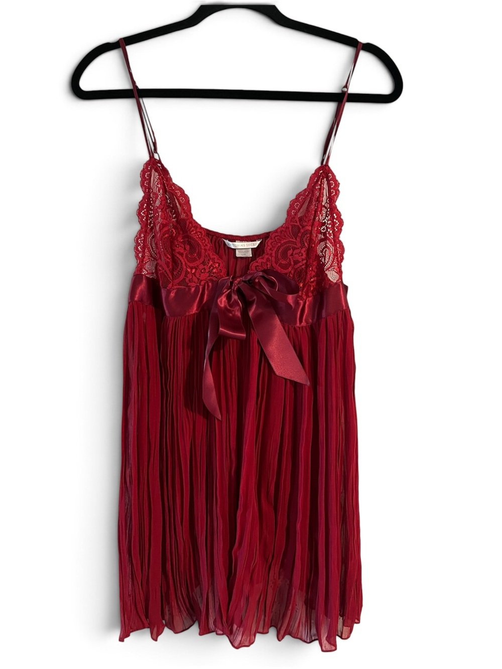 Victoria's Secret Red Lace & Satin Bow Pleated Chemise